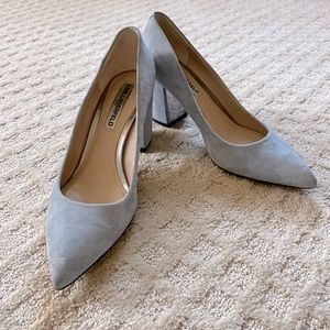 Karl Lagerfeld suede pumps
